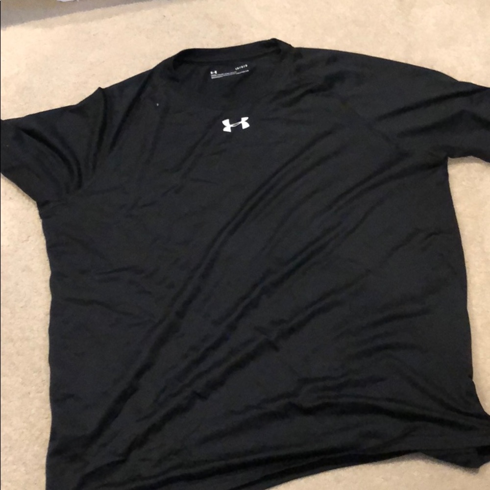Under Armour loose Tshirt